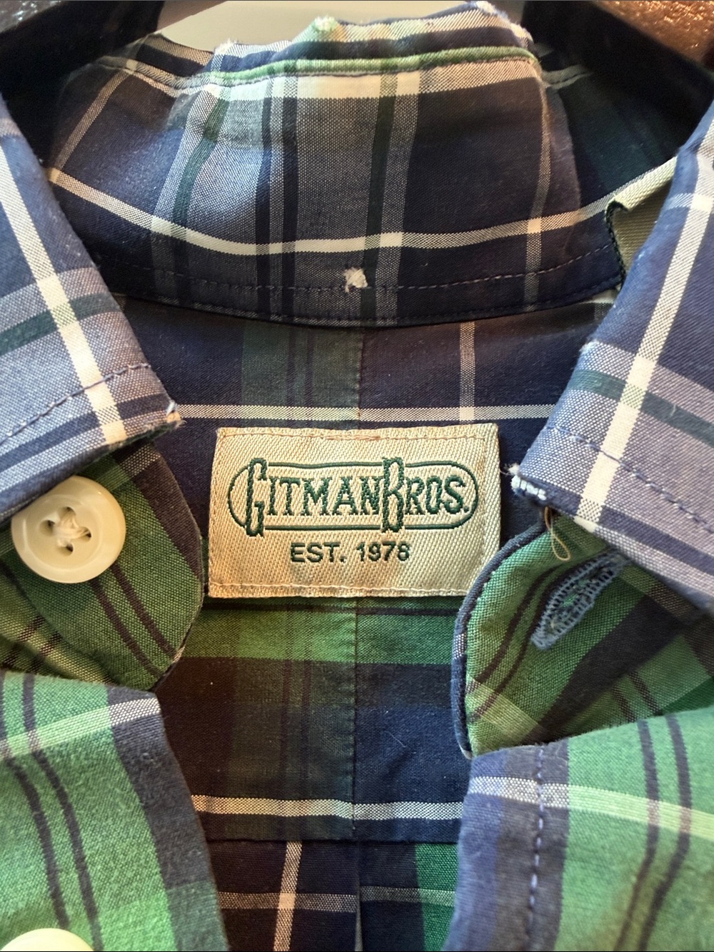 Button up - Picture 2 of 3